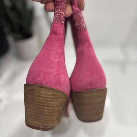 BEAST FASHION Pink Embellished Heeled Boots. New. - Picture 3 of 6